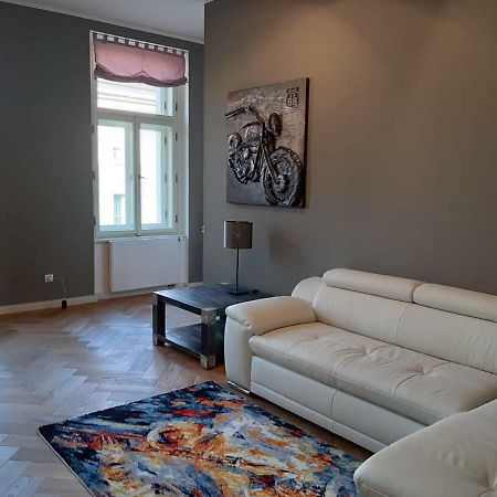 Praha White Gardens Apartment Екстериор снимка